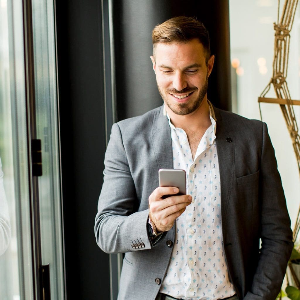 Sales : Close Deals Faster with eZsign e-Signature